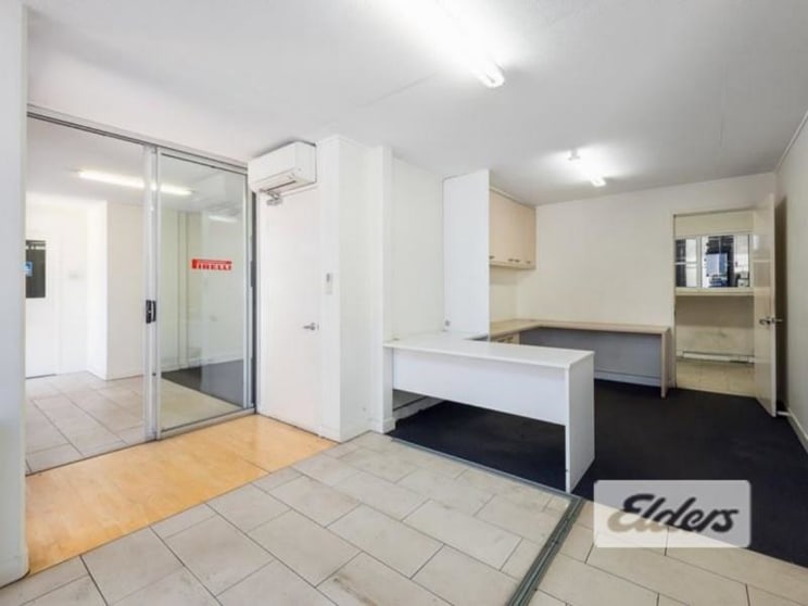 Click to view all images 4-6 Austin Street Newstead QLD 4006 - Image 3