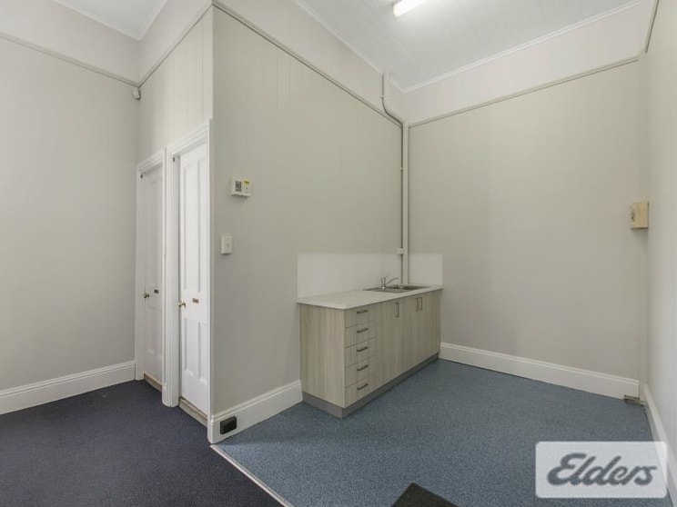 Click to view all images 619 Stanley Street Woolloongabba QLD 4102 - Image 3