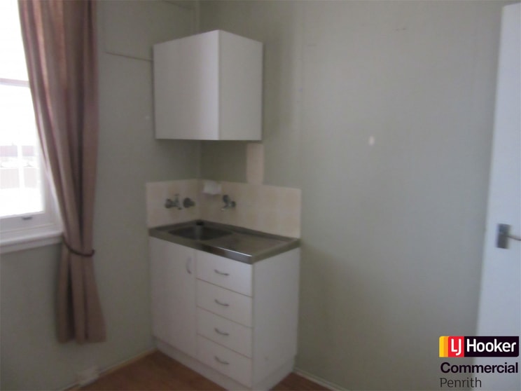 Click to view all images Blaxland NSW 2774 - Image 1