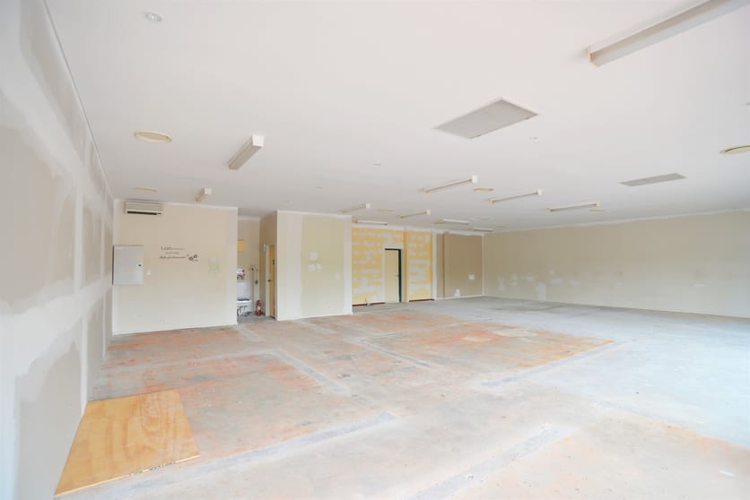Click to view all images 20-24 Loganlea Rd Waterford West QLD 4133 - Image 3