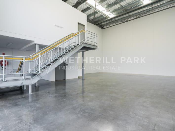 Click to view all images Wetherill Park NSW 2164 - Image 3