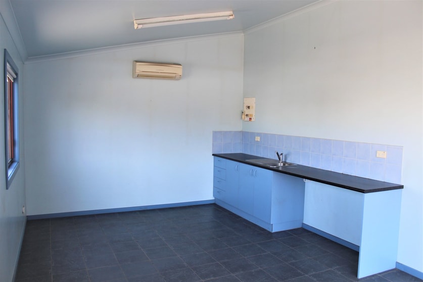 Click to view all images 1/64 Weerong Road Drouin VIC 3818 - Image 3