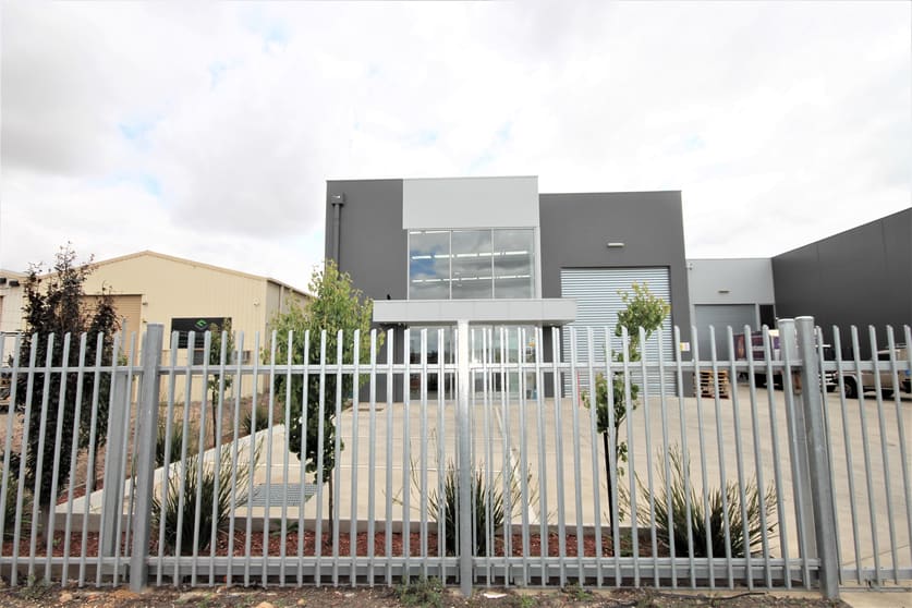 Click to view all images 40 Moon Street Moolap VIC 3224 - Image 3