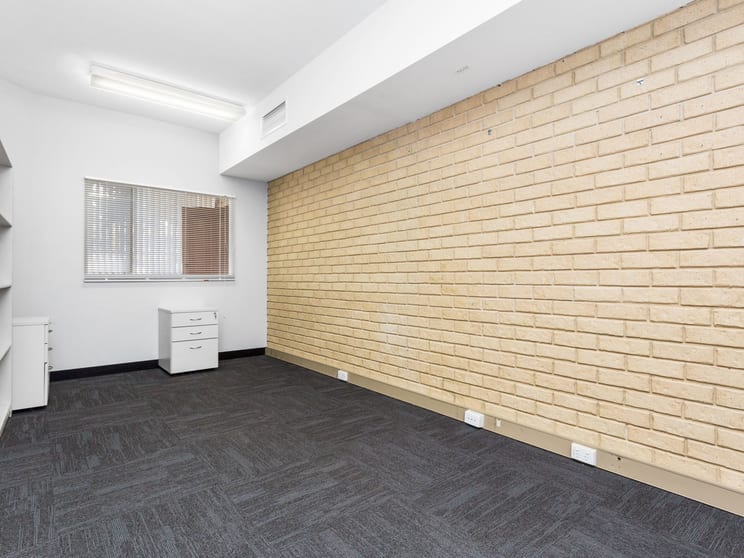 Unit 1B, 7 Rivers Street Bibra Lake WA 6163 - Image 2