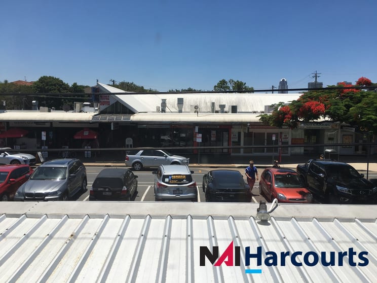 Click to view all images 42 Thomas Drive Chevron Island QLD 4217 - Image 1