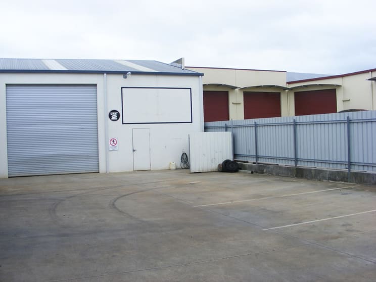 Click to view all images Shed 2/8 Newing Way Caloundra West QLD 4551 - Image 3
