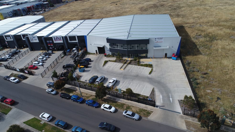 Click to view all images 1/20-22 Eucumbene Drive Ravenhall VIC 3023 - Image 2