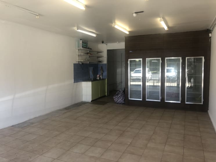 Click to view all images 27 Tilba Street Aberfeldie VIC 3040 - Image 2