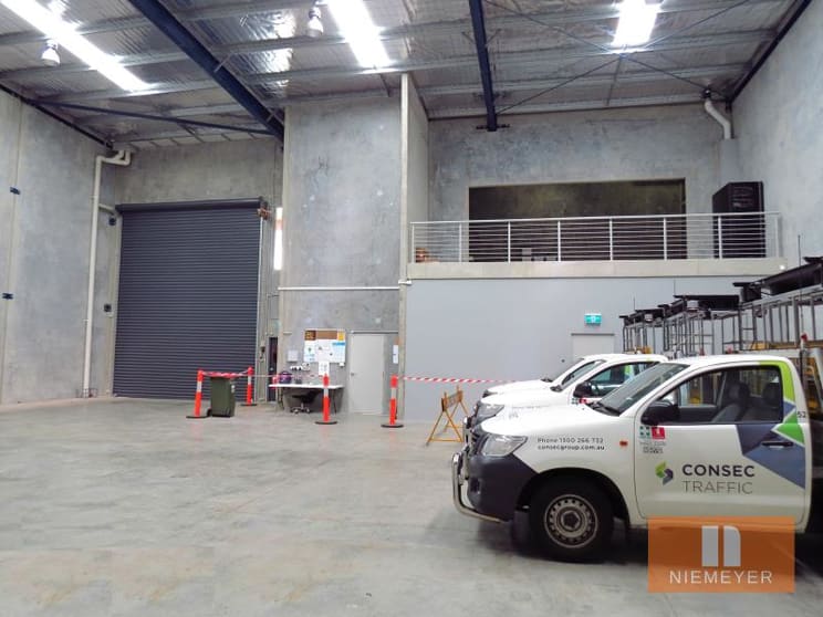 Click to view all images 16 Hallmark Street Pendle Hill NSW 2145 - Image 2