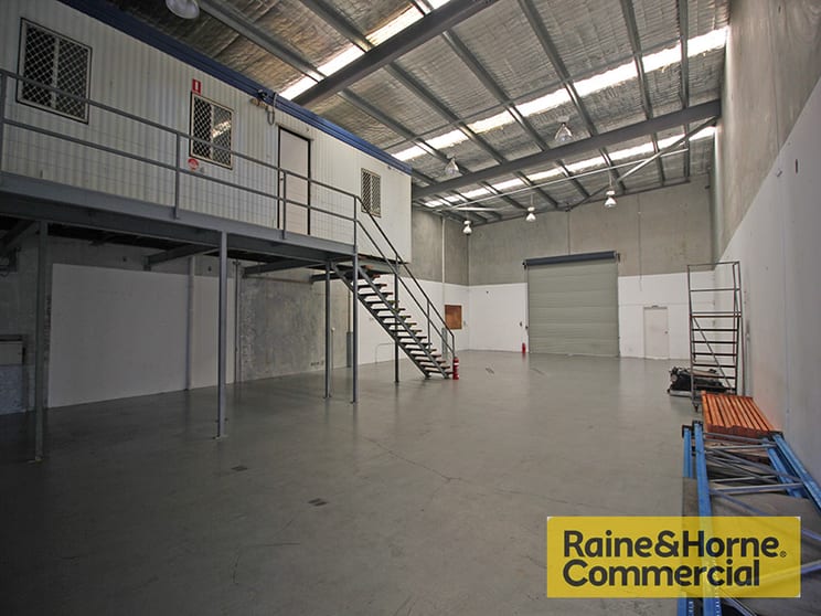 Click to view all images 29 Filmer Street Clontarf QLD 4019 - Image 2