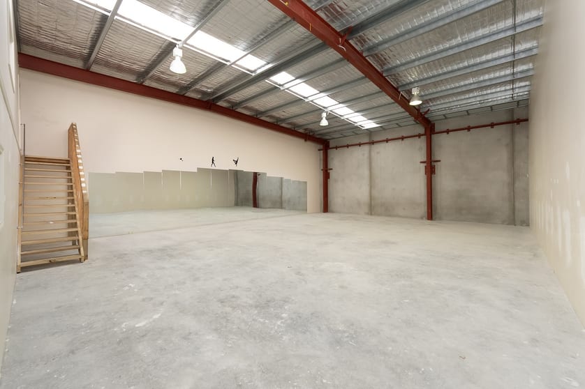 Click to view all images 2/2a Hampden Road Mount Barker SA 5251 - Image 2
