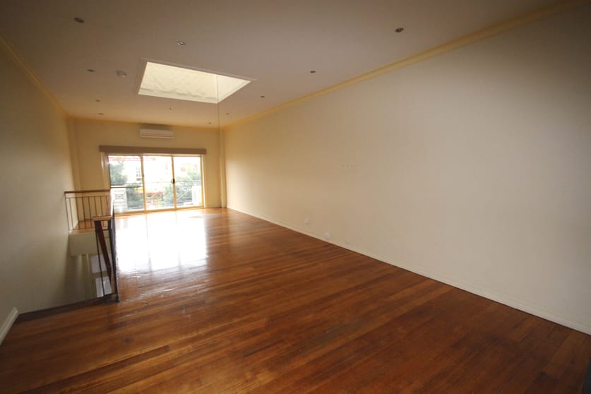 Click to view all images Level 1/142 Ryrie Street Geelong VIC 3220 - Image 2