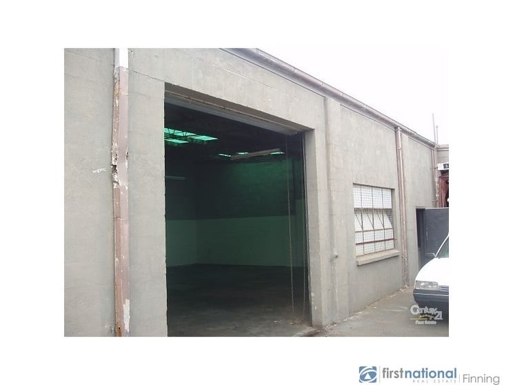Click to view all images 53 Miles Grove Seaford VIC 3198 - Image 1