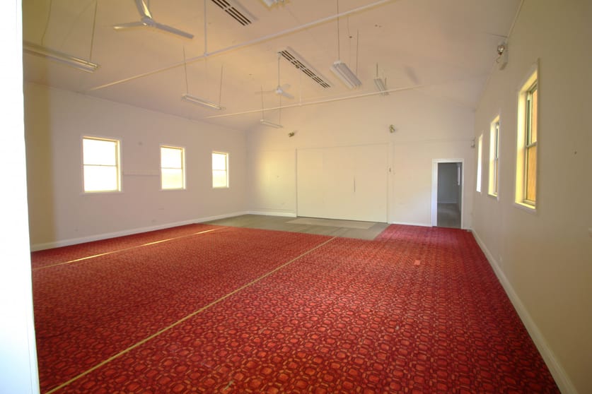 Click to view all images 13 Kelton Street Cardiff NSW 2285 - Image 3