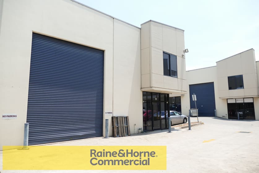 Click to view all images Unit 11/79 Williamson Road Ingleburn NSW 2565 - Image 3