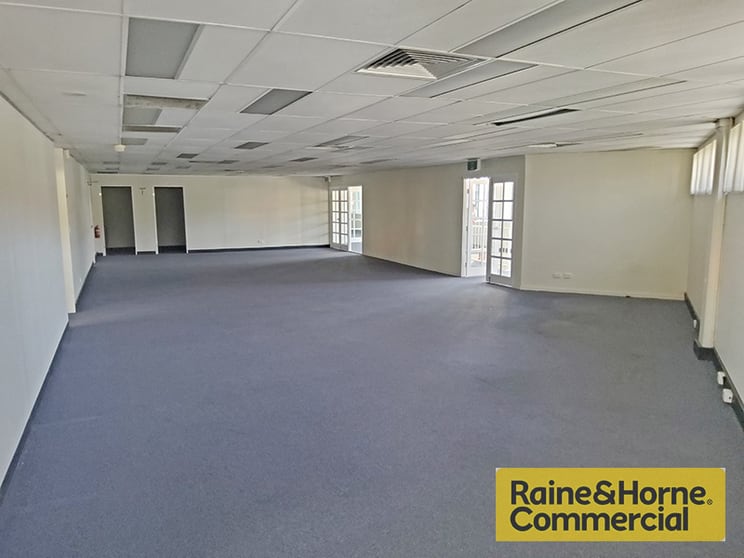 Click to view all images C/9 South Pine Road Alderley QLD 4051 - Image 3