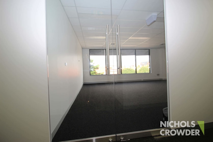 Click to view all images Suite 5/405 Nepean Highway Frankston VIC 3199 - Image 2