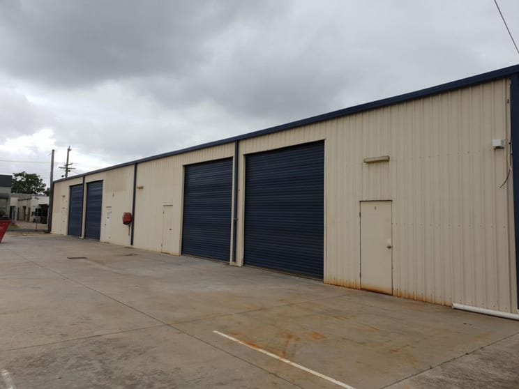 Click to view all images Clontarf QLD 4019 - Image 2