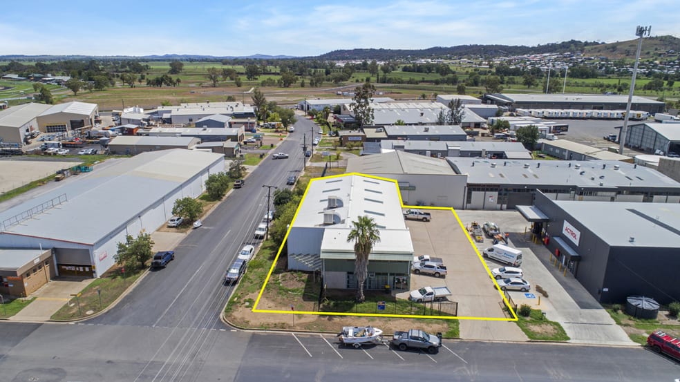 Click to view all images 69 Plain Street Tamworth NSW 2340 - Image 1