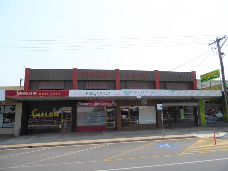 Click to view all images Unit 2/327 Urana Rd Lavington NSW 2641 - Image 3