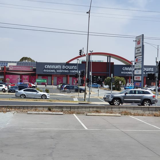 Click to view all images 8/1 CADLES ROAD Carrum Downs VIC 3201 - Image 2