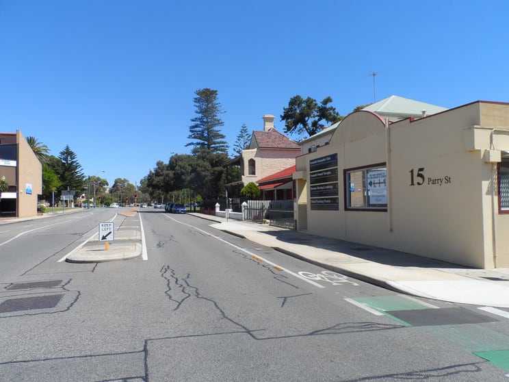 Click to view all images 1/15 Parry Street Fremantle WA 6160 - Image 1
