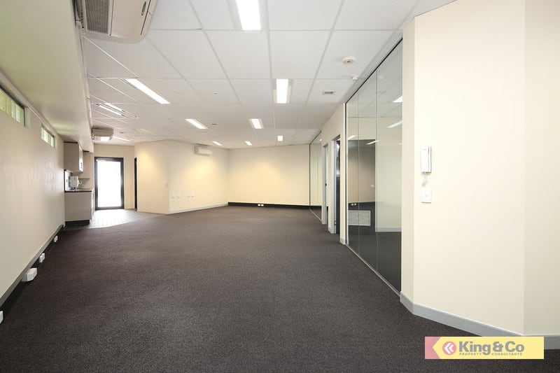Click to view all images 1/101 Annerley Road Woolloongabba QLD 4102 - Image 3