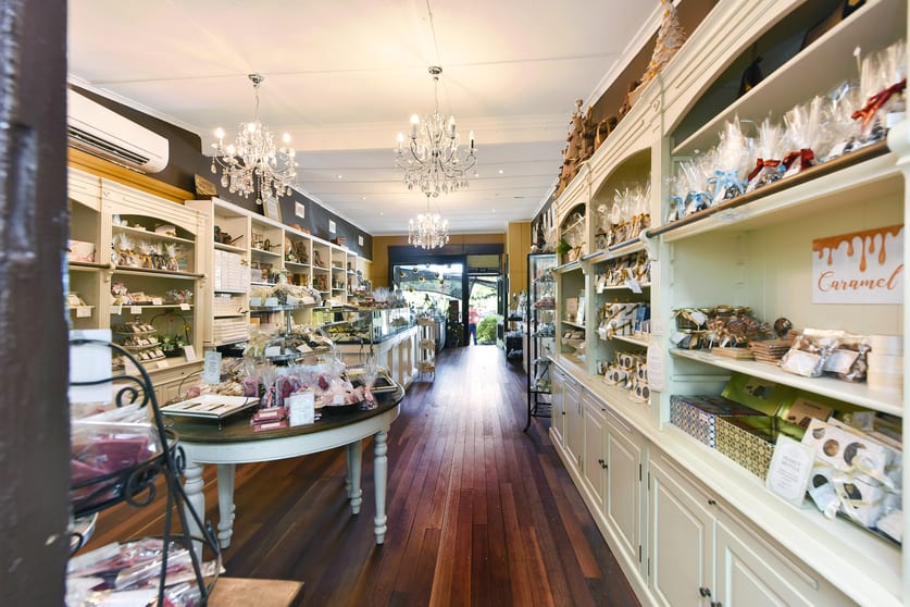 Click to view all images 132 Leura Mall Leura NSW 2780 - Image 3
