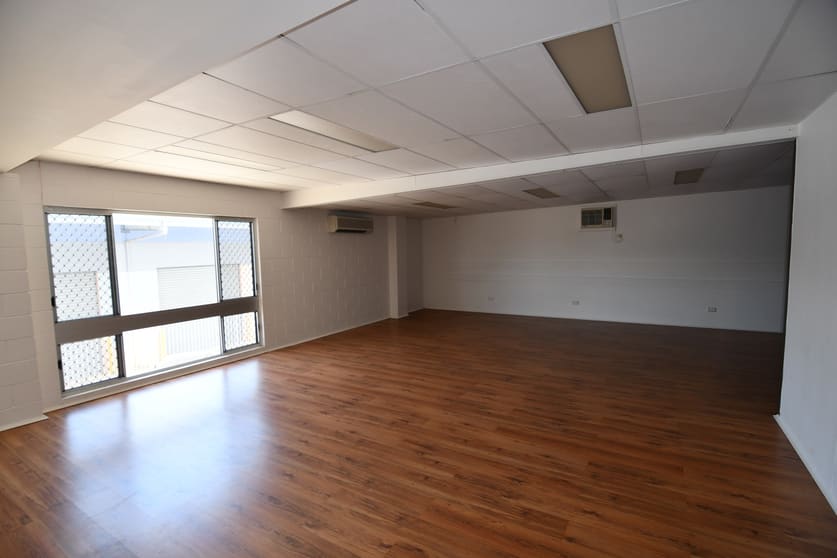 Click to view all images First floor/33 Rendle Street Aitkenvale QLD 4814 - Image 1