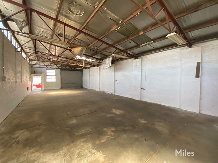 Click to view all images 4/22 Newlands Road Reservoir VIC 3073 - Image 3