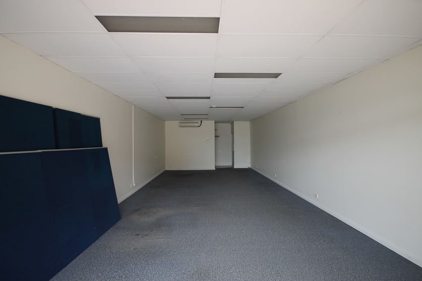Click to view all images 4/51 Old Cleveland Road Capalaba QLD 4157 - Image 1