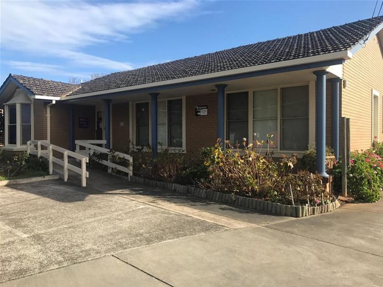 Click to view all images 31 Princes Highway Werribee VIC 3030 - Image 3