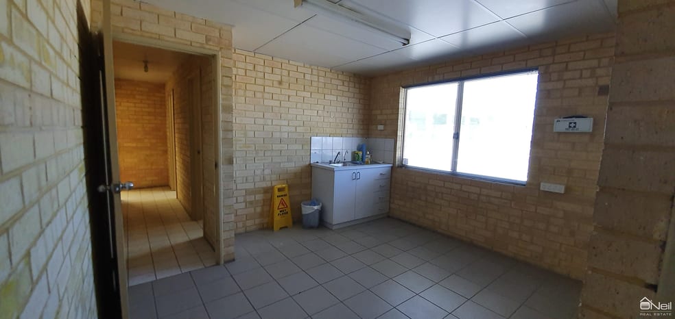 Click to view all images 22 Eva Street Maddington WA 6109 - Image 3