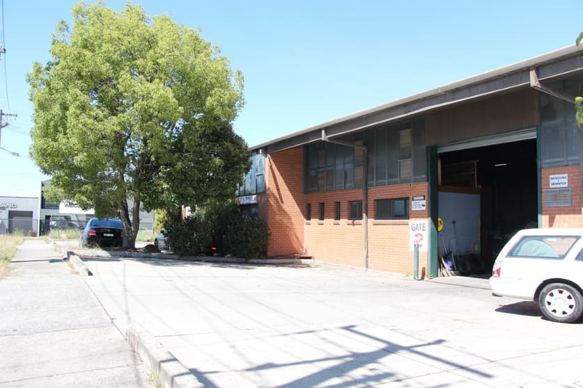 Click to view all images 1-7 Chifley Drive Preston VIC 3072 - Image 3