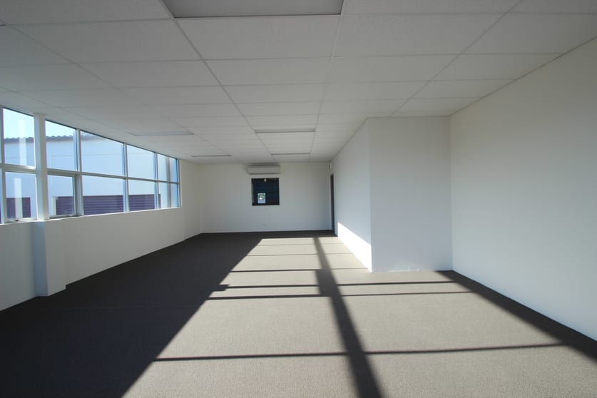 Click to view all images 3/110 - 112 Princes Highway Albion Park Rail NSW 2527 - Image 2