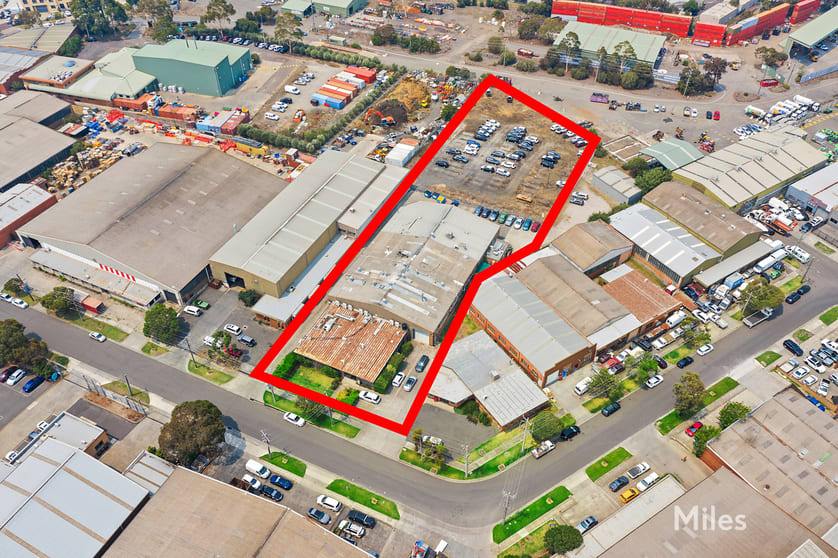 Click to view all images 14-16 Malua Street Reservoir VIC 3073 - Image 1