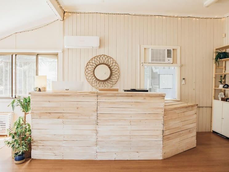 Click to view all images 46 Shottery Street Yeronga QLD 4104 - Image 1