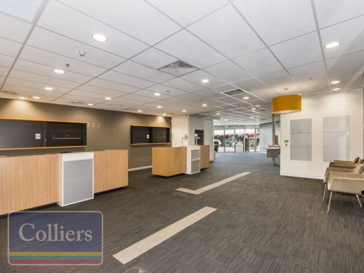 Click to view all images 151-173 Sturt Street Townsville City QLD 4810 - Image 2