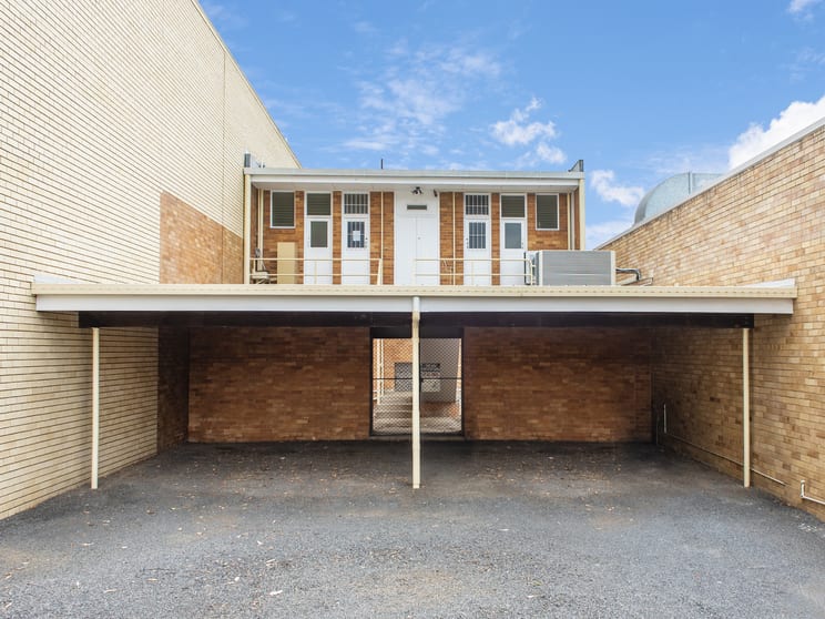 Click to view all images Suite 2/88-92 Woodlark Street Lismore NSW 2480 - Image 2