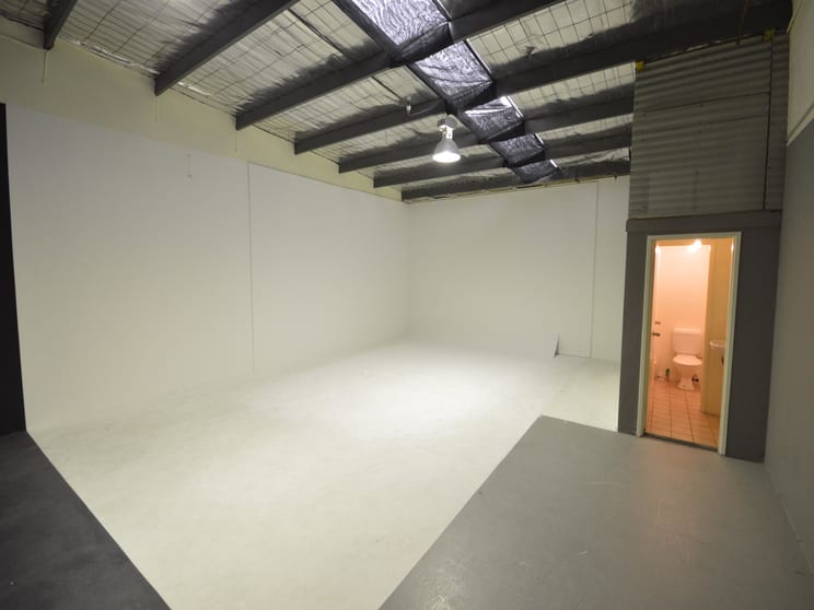 Click to view all images Currumbin QLD 4223 - Image 2