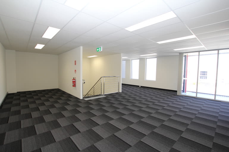 Click to view all images 11 Fortitude Boulevard Gnangara WA 6077 - Image 2