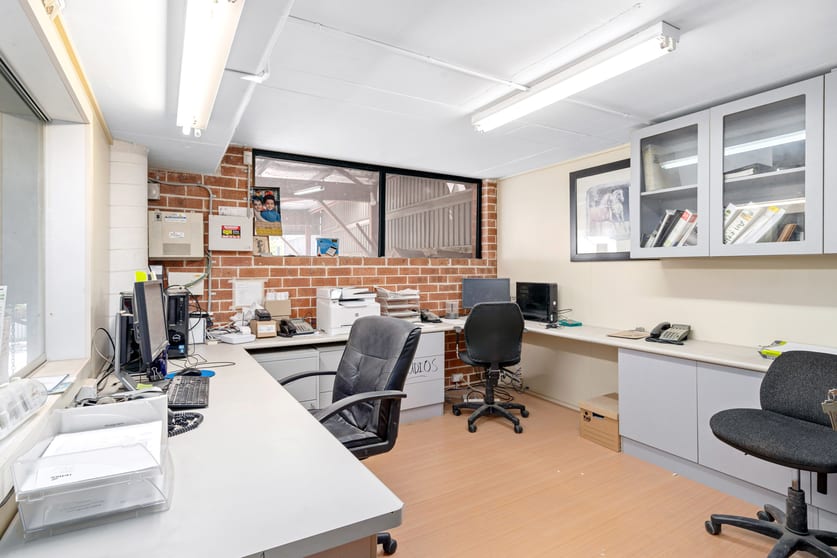 Click to view all images 66 Arundel Street Glebe NSW 2037 - Image 2
