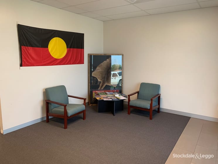 Click to view all images 56B Wyndham Street Shepparton VIC 3630 - Image 3