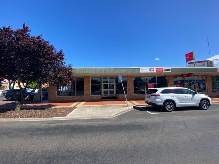1/21 Alexandra Road Ulverstone TAS 7315 - Image 2