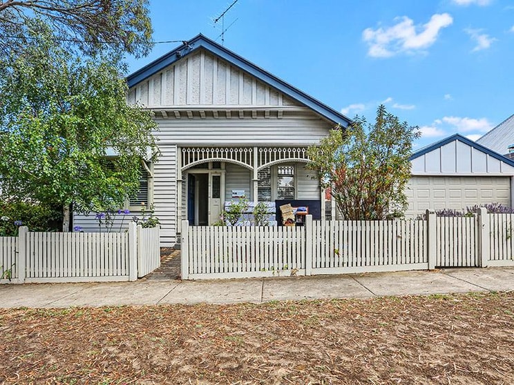 Click to view all images 308 Bellerine Street South Geelong VIC 3220 - Image 1