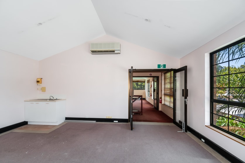 Click to view all images Unit 6 29 Broadway Burringbar NSW 2483 - Image 2
