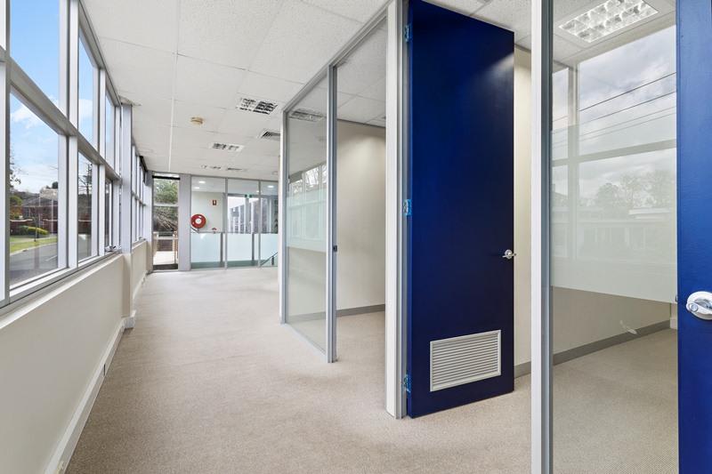 Click to view all images Level 1 Suite 6/385 Belmore Road Balwyn VIC 3103 - Image 3