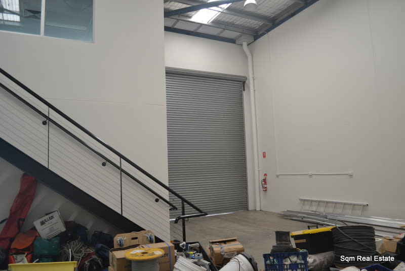 Click to view all images 8/10-18 Ocean St Botany NSW 2019 - Image 2