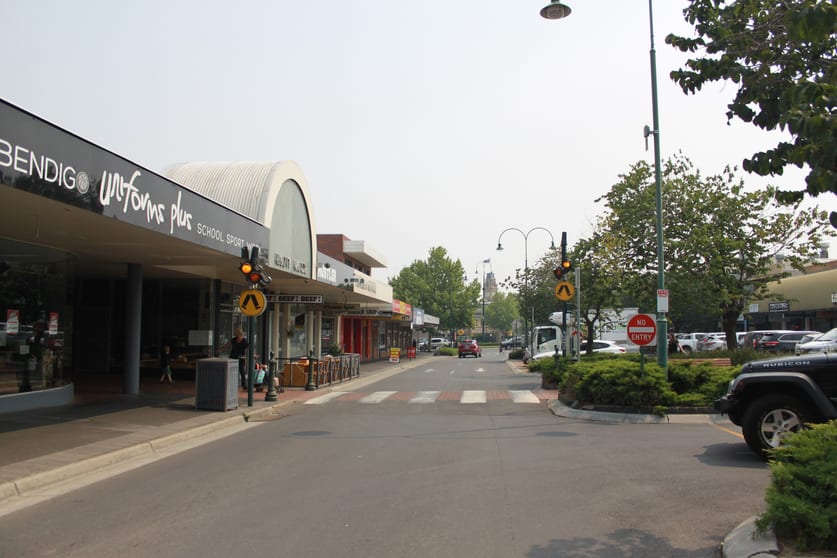 Click to view all images 6/9 Queen Street Bendigo VIC 3550 - Image 2
