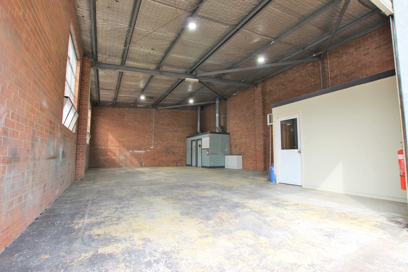 Click to view all images 1/13 Bailey Avenue Keilor East VIC 3033 - Image 2